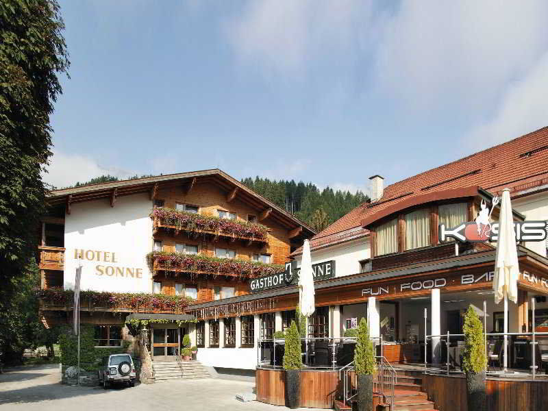 Kosis Sports Lifestyle Hotel Fügen Exterior foto